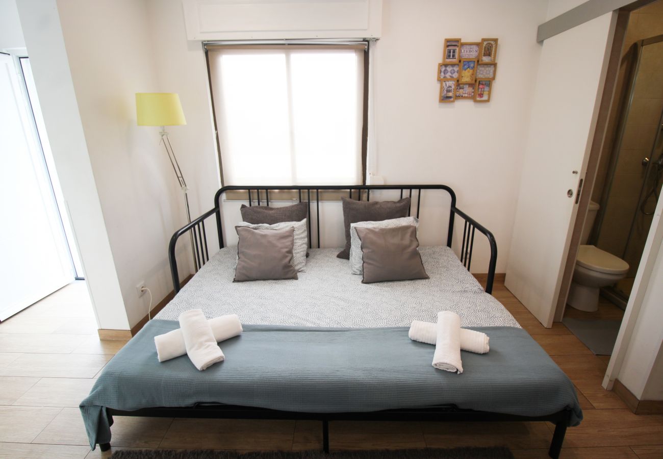 Apartamento em Lisboa - ORIENTE DNA STUDIOS N2