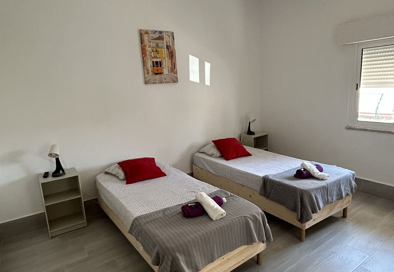 Apartamento em Lisboa - ORIENTE DNA STUDIOS N1