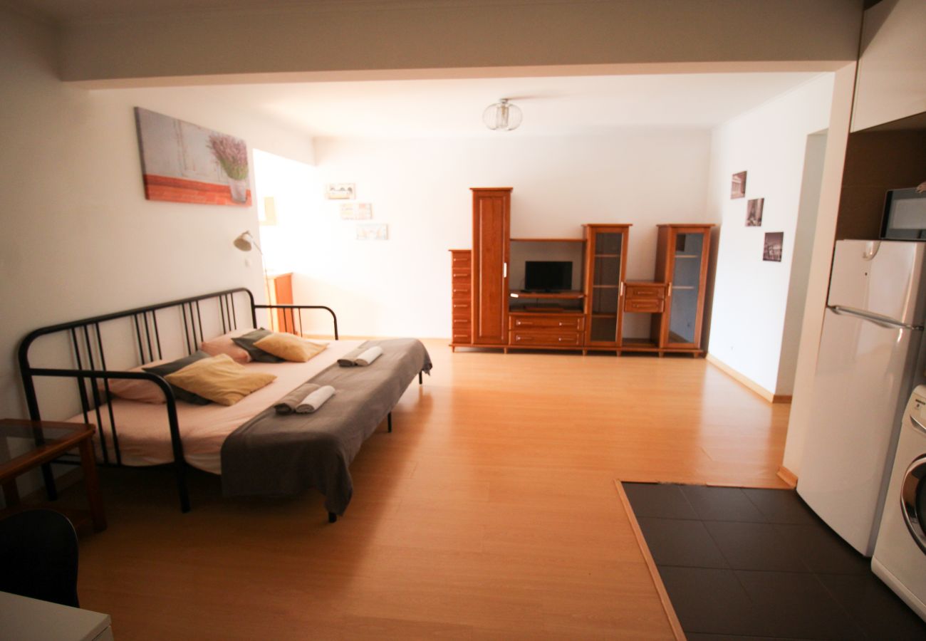 Apartamento em Lisboa - ORIENTE DNA STUDIOS N7