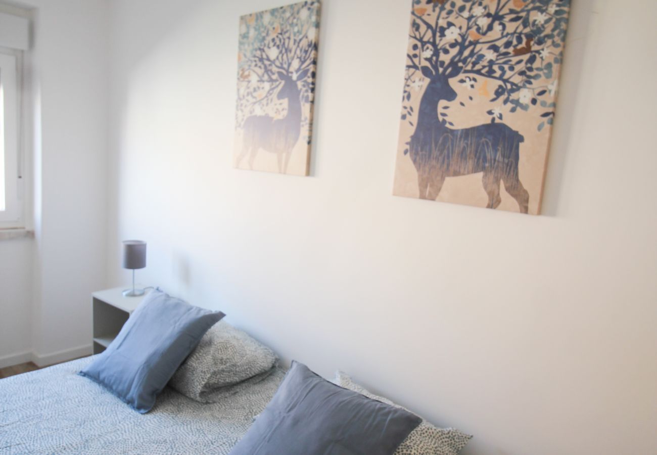 Apartamento en Moscavide - 	ORIENTE DNA STUDIOS X 2DTO